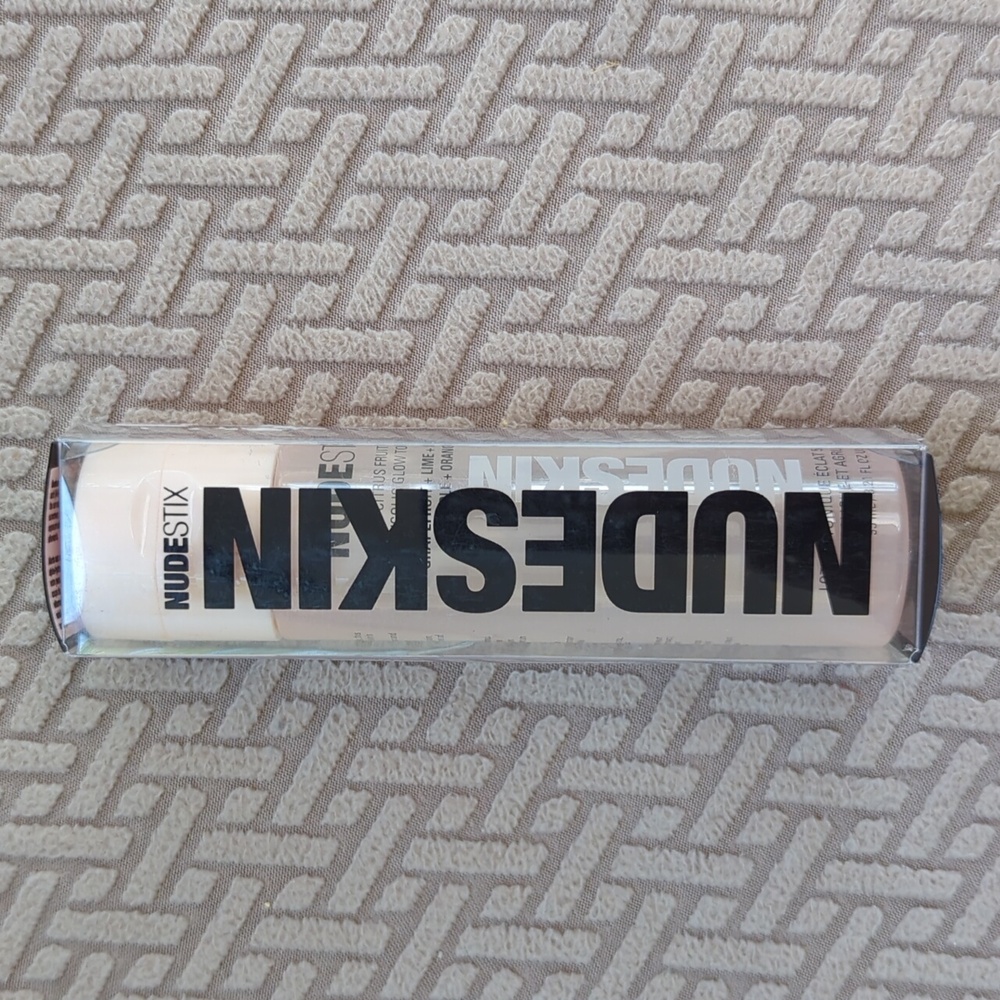 NUDESTIX 5% CITRUS FRUIT & GLYCOLIC GLOW TONER NIP - Picture 7 of 7